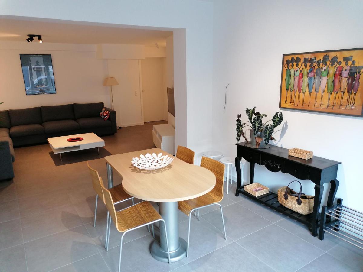 Appartement Dicht Bij Zee Oostende Exteriör bild